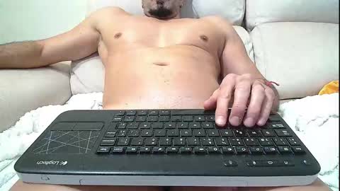 Snapshot of sex_machine_19 chatting on November 2025 11:43:01 AM SEX MACHINE 19 online show from November 2025 11:43:01 AM