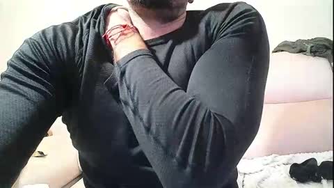 Snapshot of sex_machine_19 chatting on November 2025 10:37:02 AM SEX MACHINE 19 online show from November 2025 10:37:02 AM