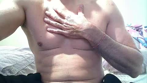 Snapshot of sex_machine_19 chatting on April 2026 10:26:01 AM SEX MACHINE 19 online show from April 2026 10:26:01 AM