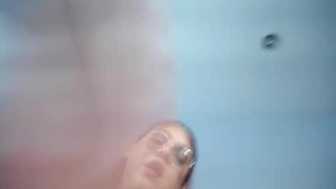 Snapshot of sex_y_lady69 chatting on May 2026 04:15:01 PM Nia Soto online show from May 2026 04:15:01 PM