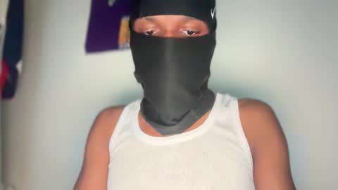 sexiboi882 online show from April 2026 12:16:02 AM