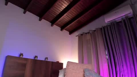 Snapshot of sexicanela99 chatting on February 2025 04:35:02 PM ... Camila ... online show from February 2025 04:35:02 PM