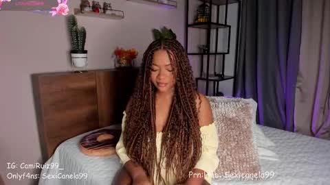 Snapshot of sexicanela99 chatting on October 2025 12:44:02 PM ... Camila ... online show from October 2025 12:44:02 PM