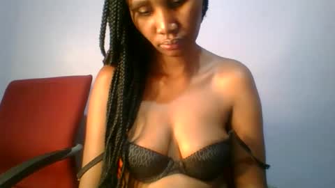 Snapshot of sexie_love chatting on September 2025 12:10:01 AM Nancy online show from September 2025 12:10:01 AM