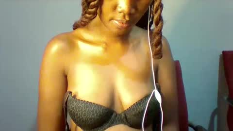Snapshot of sexie_love chatting on September 2025 08:10:01 PM Nancy online show from September 2025 08:10:01 PM