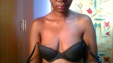 Snapshot of sexie_love chatting on November 2025 02:41:01 PM Nancy online show from November 2025 02:41:01 PM