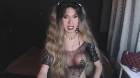 Snapshot of sexiest_asiants chatting on December 2024 06:31:02 AM nicole online show from December 2024 06:31:02 AM