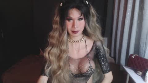 Snapshot of sexiest_asiants chatting on January 2025 07:59:01 AM nicole online show from January 2025 07:59:01 AM