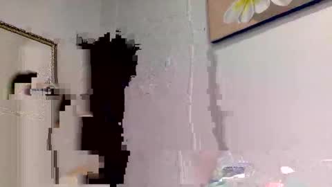 Snapshot of sexiiisenseiii chatting on September 2025 08:21:01 PM dankdiggler online show from September 2025 08:21:01 PM