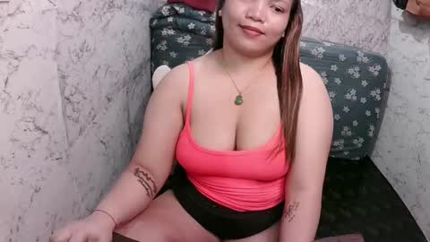 Snapshot of seximarsh88 chatting on January 2025 06:41:02 PM Thess A. online show from January 2025 06:41:02 PM