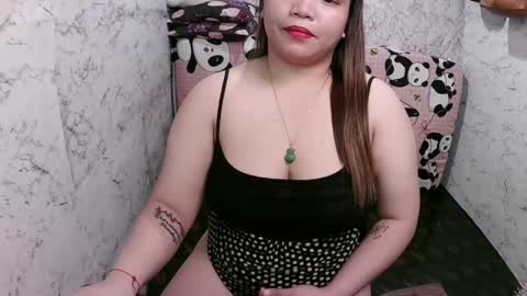 Snapshot of seximarsh88 chatting on January 2025 05:34:01 PM Thess A. online show from January 2025 05:34:01 PM