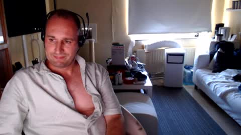 Sexlobo online show from July 2026 03:32:01 PM