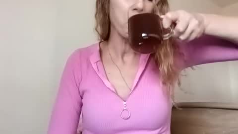 Snapshot of sexualangel chatting on February 2025 11:22:02 AM Verona online show from February 2025 11:22:02 AM