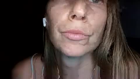 Snapshot of sexualangel chatting on December 2025 04:13:02 PM Verona online show from December 2025 04:13:02 PM