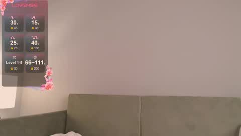 Ray  New video in bio online show from February 2025 05:43:02 PM