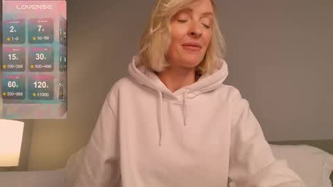 Ray  New video in bio online show from October 2025 11:19:01 AM