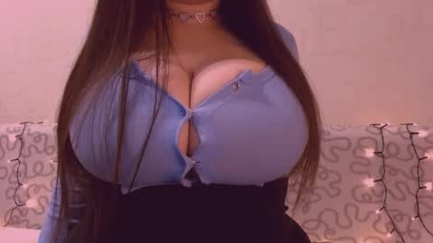 Julia online show from December 2025 02:12:02 PM