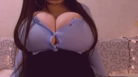 Julia online show from February 2026 06:26:01 PM
