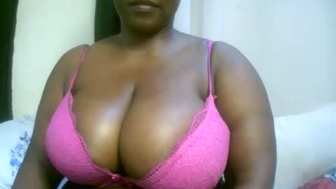 sexxi_ebony online show from March 2026 02:16:01 AM