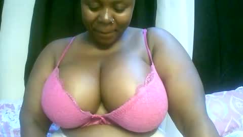 sexxi_ebony online show from April 2026 06:28:01 PM