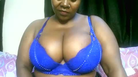 sexxi_ebony online show from April 2026 08:57:02 PM