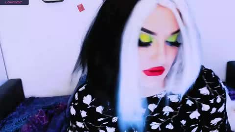 Snapshot of sexxx_queen chatting on December 2024 05:25:01 PM sexxx_queen online show from December 2024 05:25:01 PM