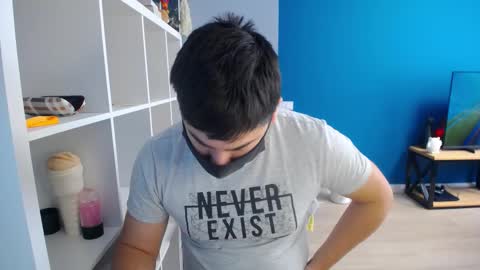 Tommy online show from March 2025 08:41:02 AM