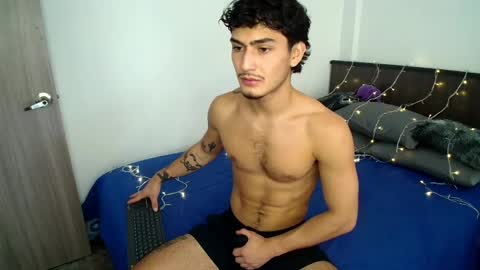 Snapshot of sexxxyjuan99 chatting on April 2026 03:06:01 PM JUAN online show from April 2026 03:06:01 PM