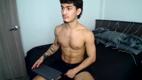 Snapshot of sexxxyjuan99 chatting on May 2026 03:50:02 PM JUAN online show from May 2026 03:50:02 PM