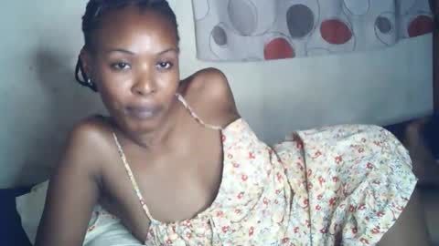 Snapshot of sexxy_curvy23 chatting on January 2026 06:39:02 AM sexxy_curvy23 online show from January 2026 06:39:02 AM