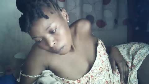 Snapshot of sexxy_curvy23 chatting on February 2026 01:48:02 AM sexxy_curvy23 online show from February 2026 01:48:02 AM