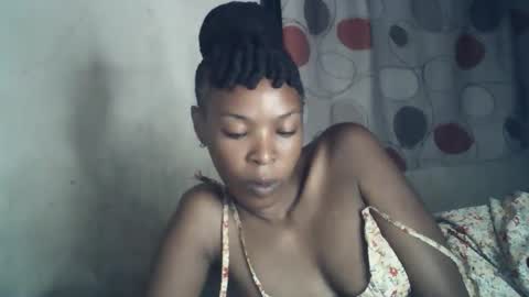 Snapshot of sexxy_curvy23 chatting on February 2026 02:48:02 AM sexxy_curvy23 online show from February 2026 02:48:02 AM