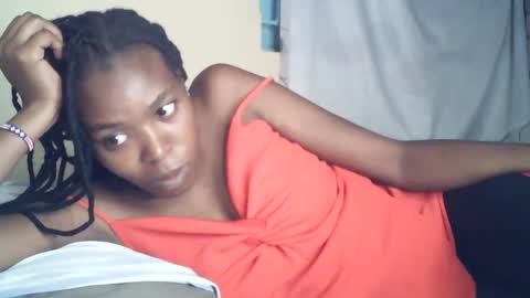 Snapshot of sexxy_curvy23 chatting on July 2026 04:07:01 AM sexxy_curvy23 online show from July 2026 04:07:01 AM