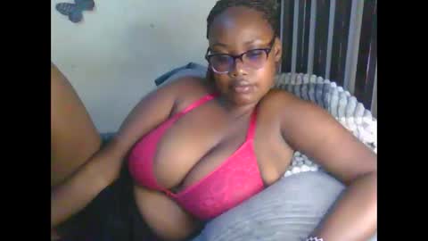 Snapshot of sexxy_mish chatting on May 2026 04:50:02 AM sexxy_mish online show from May 2026 04:50:02 AM