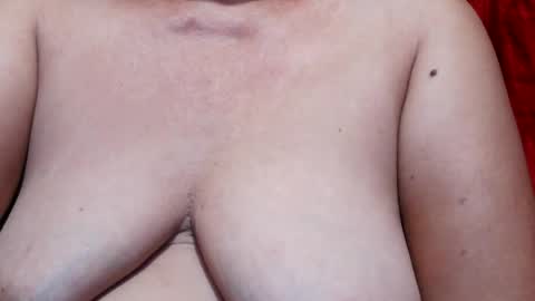 Snapshot of sexxyicee69 chatting on June 2026 02:37:02 PM misslovely j online show from June 2026 02:37:02 PM