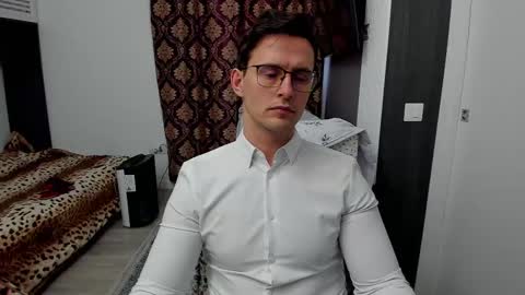 Sexxymuscles4U online show from March 2025 12:47:01 PM