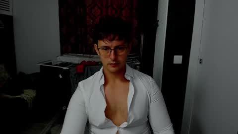 Sexxymuscles4U online show from October 2025 09:22:01 AM