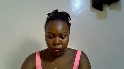 Snapshot of sexy40608102 chatting on December 2025 05:52:02 PM CurvyGoddess online show from December 2025 05:52:02 PM