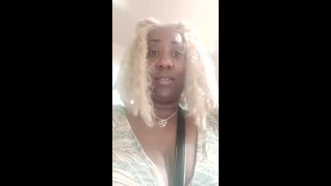 Snapshot of sexy456745 chatting on April 2026 11:16:01 PM sexy456745 online show from April 2026 11:16:01 PM