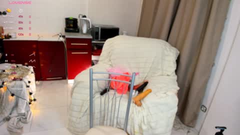 Alice online show from December 2024 08:18:01 PM