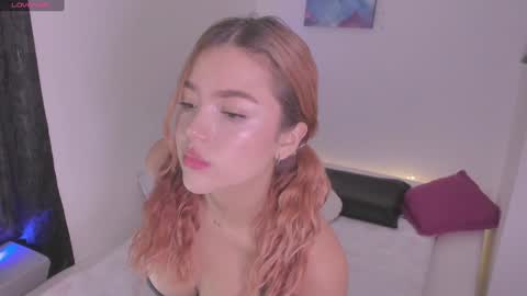 Lucy  Annyy online show from February 2025 06:59:01 PM