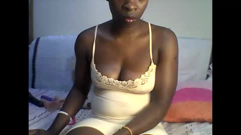Snapshot of sexy_annbel chatting on February 2026 12:06:02 PM Ann online show from February 2026 12:06:02 PM