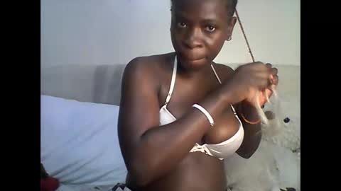 Snapshot of sexy_annbel chatting on April 2026 11:31:02 AM Ann online show from April 2026 11:31:02 AM