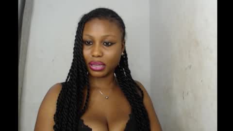 Snapshot of sexy_badgirl2 chatting on September 2025 06:29:02 AM Sexy blackgirl2 online show from September 2025 06:29:02 AM