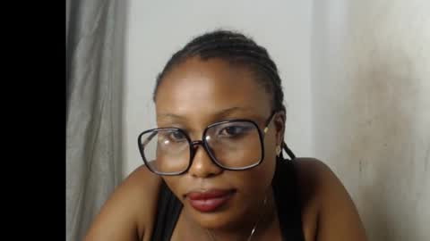 Snapshot of sexy_badgirl2 chatting on October 2025 06:45:02 PM Sexy blackgirl2 online show from October 2025 06:45:02 PM