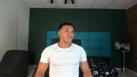 Snapshot of sexy_bigcock01 chatting on February 2025 02:00:01 AM sexy_bigcock01 online show from February 2025 02:00:01 AM