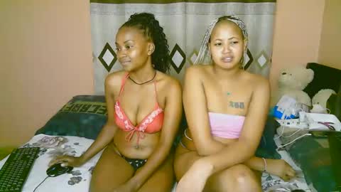 sexy_bluegirl online show from November 2025 03:12:01 PM