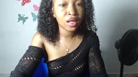 sexy_bluey247 online show from November 2025 06:04:02 AM