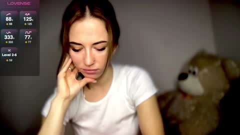 Kate online show from December 2024 01:22:01 PM