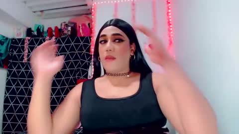 sexy_brunette2590 online show from March 2026 11:32:01 PM